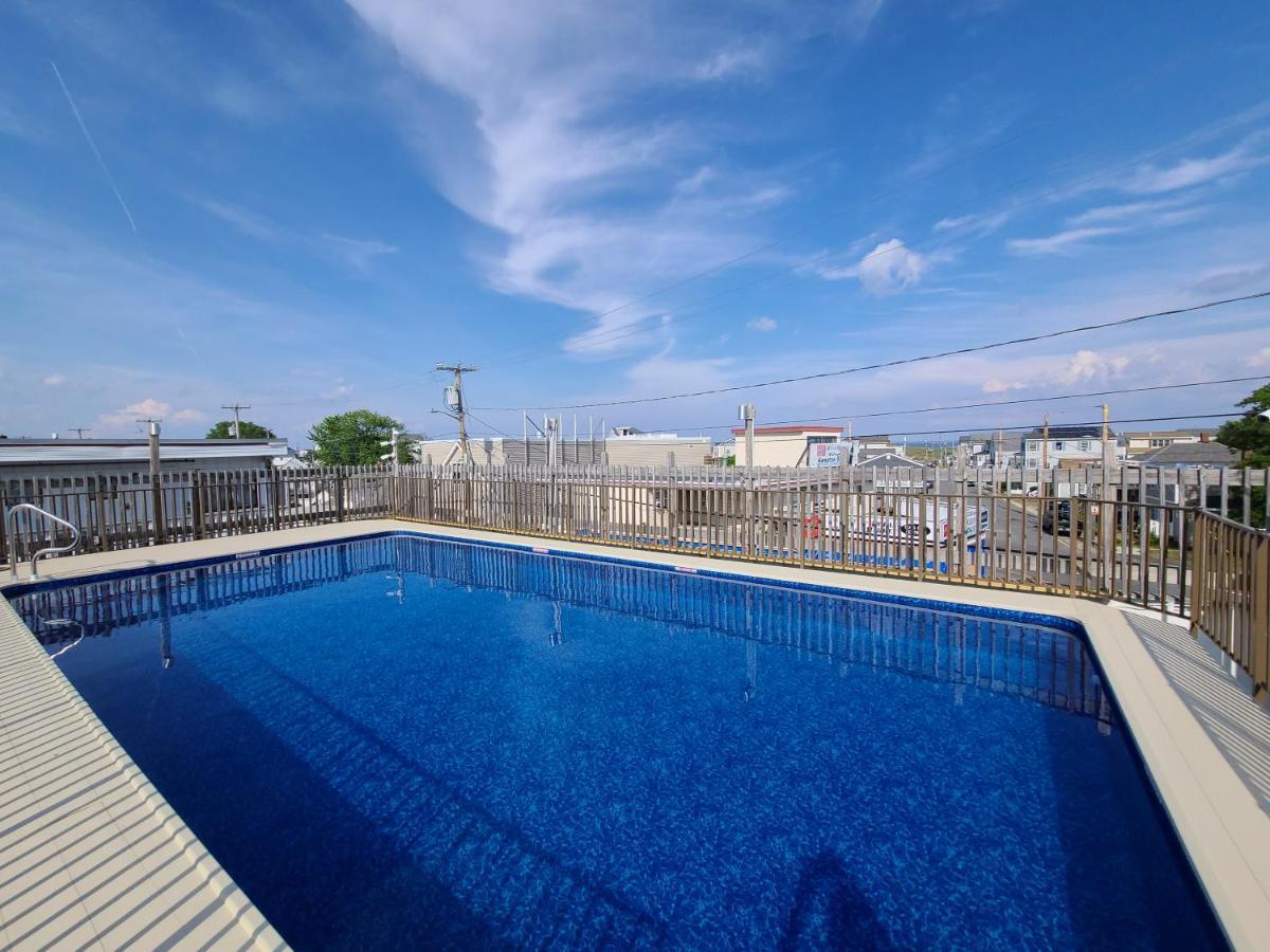 Harbor Hampton